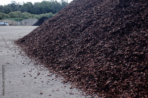 pine bark mulch for bulk sale in landscaping supple store 