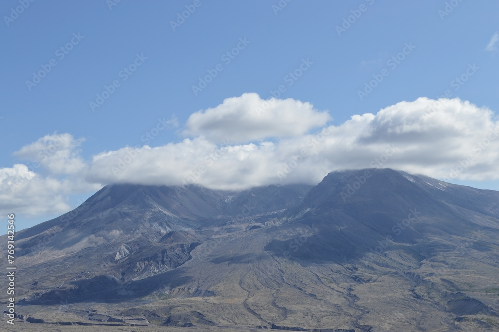 Crater's Edge: Mt. St. Helens