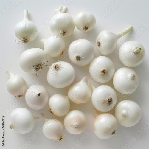 onion  food  red  vegetable  isolated  white  fresh  ingredient  organic  spice  healthy  vegetarian  raw  ripe  bulb  onions  closeup  root  purple  plant  object  nature  vegetables  diet  natural