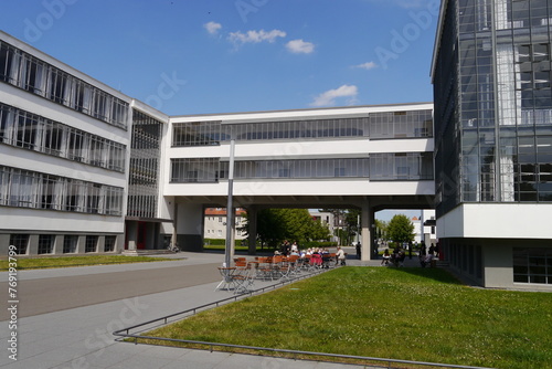 Dessau Bauhaus Brückengebäude am Bauhausgebäude