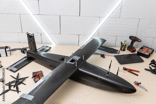 Modeling wing type carbone drone © Antonio