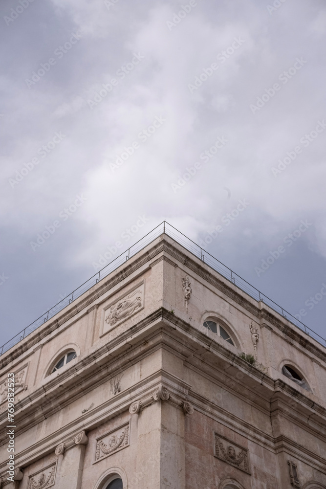 Obraz premium Classical historic building theater in Lisbon, symmetrical concept