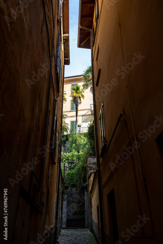Fototapeta Naklejka Na Ścianę i Meble -  Tourist destination small medieval village of Bellagio with hilly narrow streets and luxurious villas, holiday destination on Lake Como, Italy