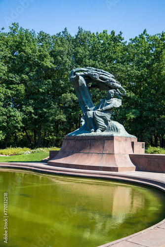 Łazienki Warszawskie - Pomnik Fryderyka Chopina 