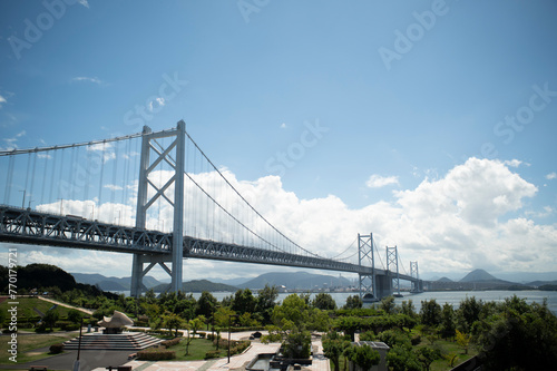 瀬戸大橋、与島パーキングエリアから眺める風景