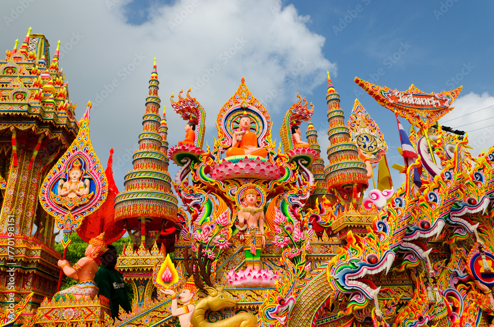 thai style dragon statue thai style dragon statue
