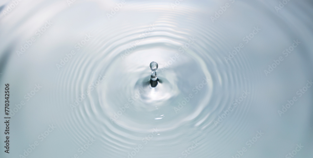 水のイメージ_ヘッダー