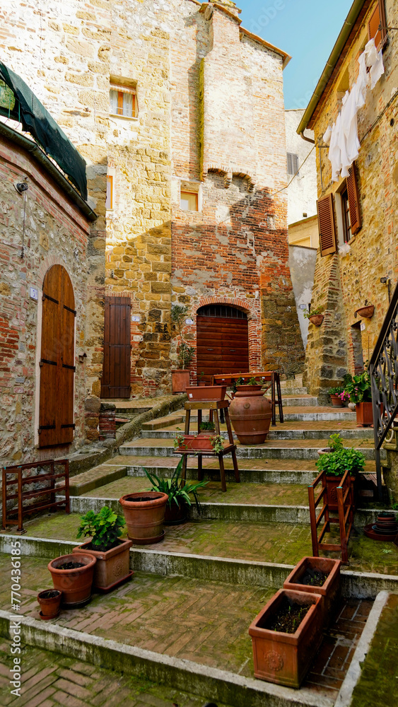 Borgo medievale di Petroio,  Val d'Orcia, provincia di Siena. Toscana, Italy