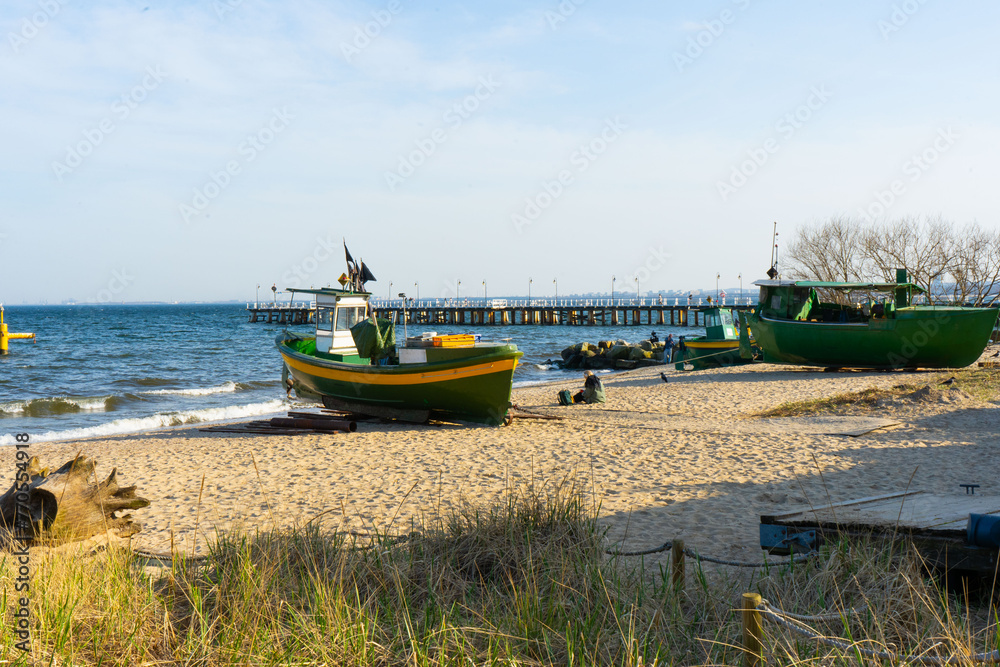 Fototapeta premium boats on the beach sea, ship, fishing, water