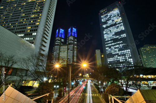 東京都庁と新宿の夜景