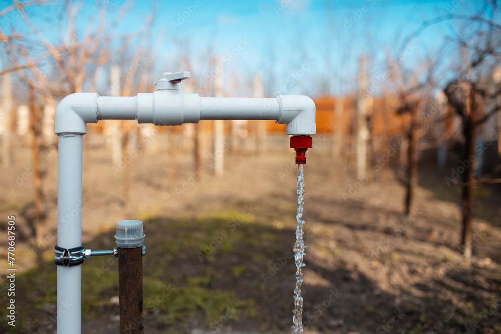Diy outdoor tap from polypropylene pipes, water flows. Diy outdoor tap from polypropylene pipes, water flows.