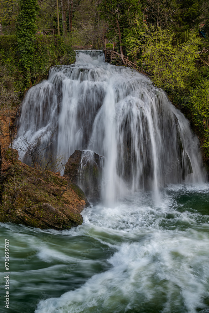 Obraz premium waterfall in the mountains