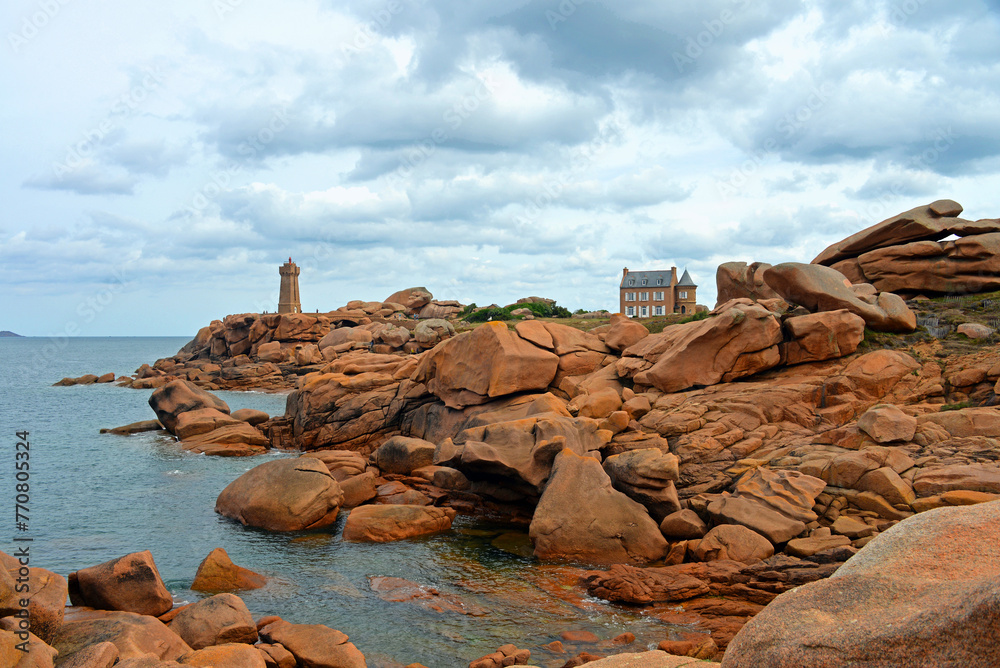 Die Felsenküste Granit Rose in der Bretagne