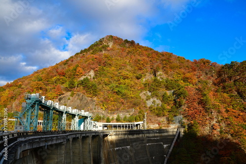 大倉ダムから紅葉を望む（宮城県） photo