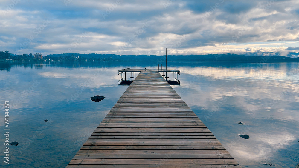 Muelle lago Villarrica