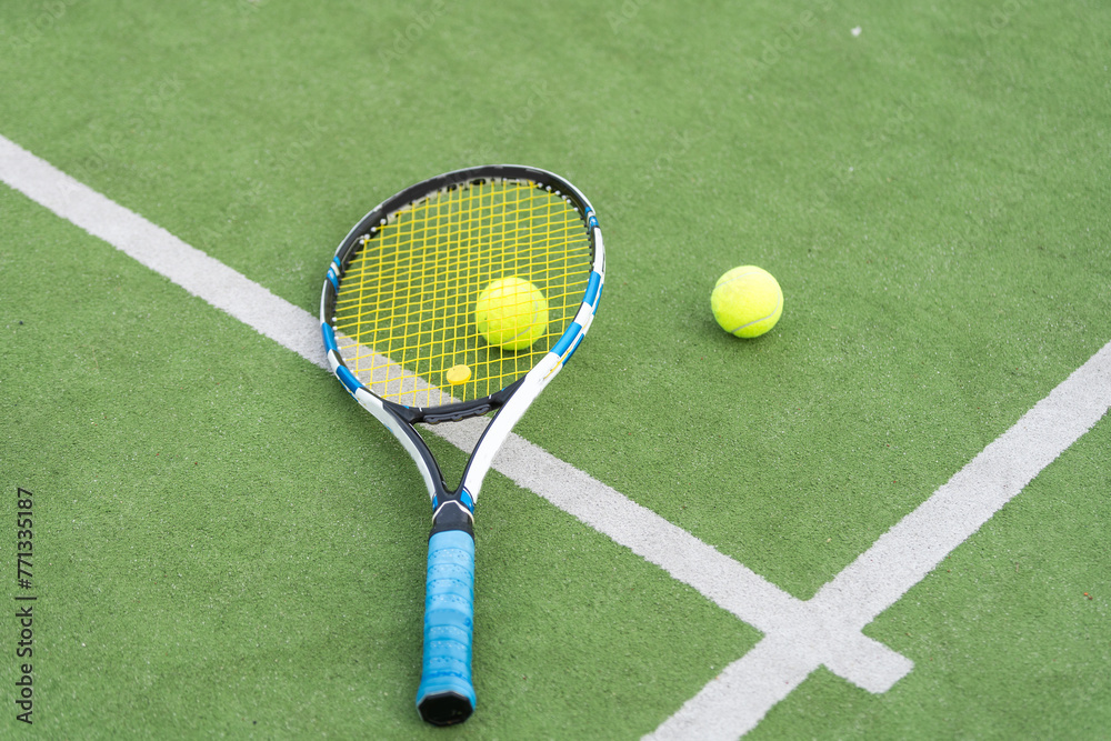Tennis Court with ball and racket - obrazy, fototapety, plakaty 