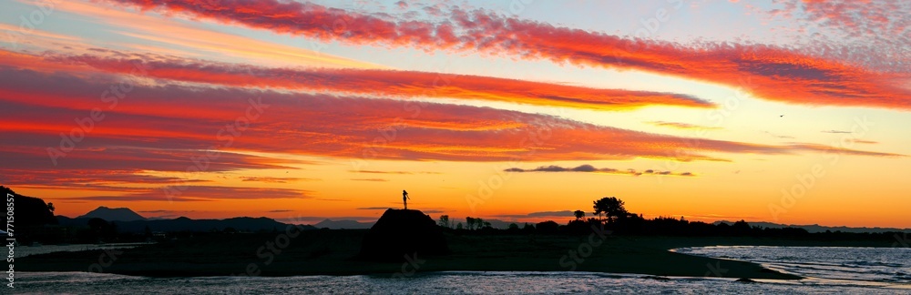 Stunning landscape view of a sunset in Whakatane, New Zealand
