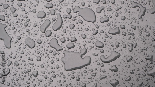 Billede på lærred Closeup of raindrops on glass