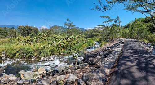 Panama, Boquete, Caldera creek, path along the shore
