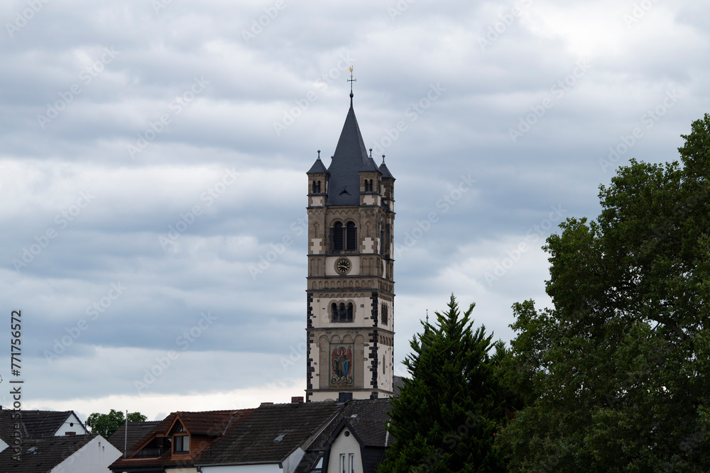 Croisière sur le Rhin romantique, clocher d'église