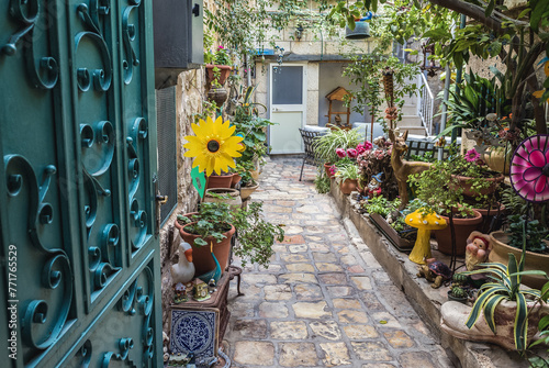 House courtyard in Jewish Quarter in Jerusalem, Israel