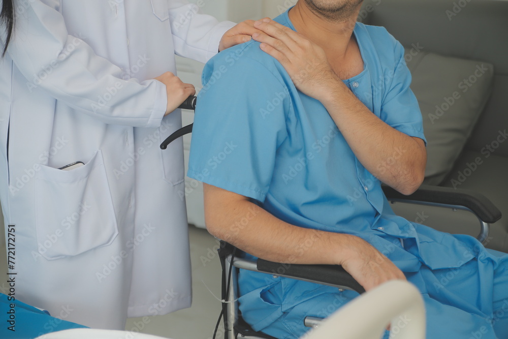 Female doctors who treat patients make an appointment to listen to the results after a physical examination and explain medical information and diagnose the disease. Medical concepts and good healt. Female doctors who treat patients make an appointment to listen to the results after a physical examination and explain medical information and diagnose the disease. Medical concepts and good healt.
