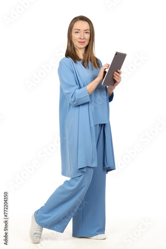 Business woman with tablet ...