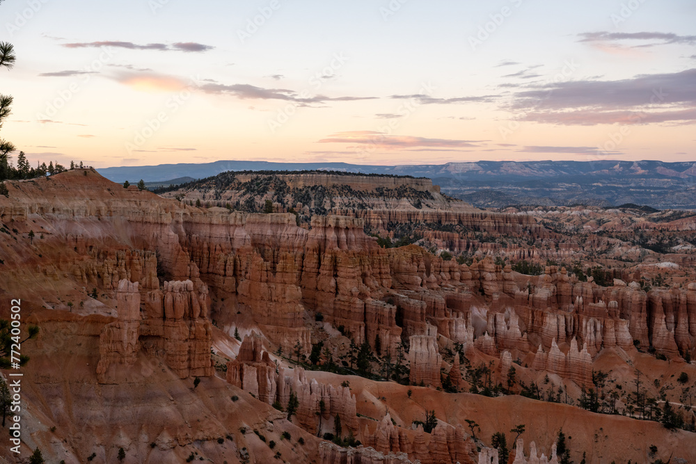 View Of Inspiration Point From Bryce Point View Of Inspiration Point From Bryce Point