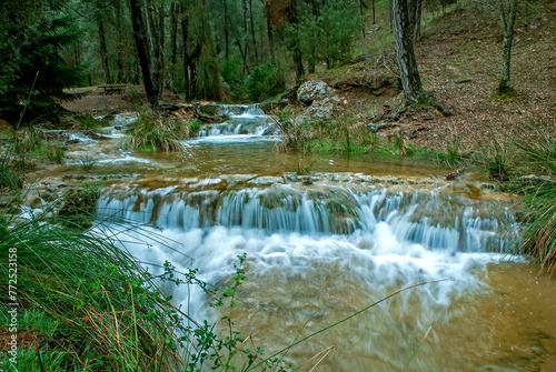 Fototapeta Naklejka Na Ścianę i Meble -  Arroyo de Linarejos, en el parque natural de Cazorla, Segura y Las Villas