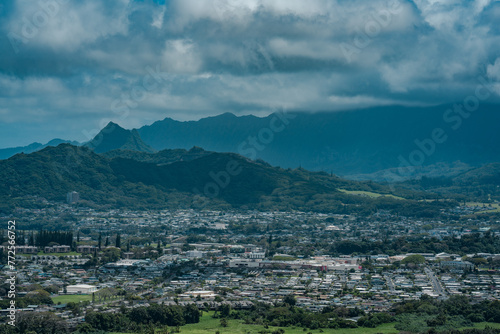 Pu'u Ma'eli'eli Trail, Honolulu Oahu Hawaii.  Kāneʻohe is the largest of several communities along Kāneʻohe Bay and one of the two largest residential communities on the windward side of Oʻahu 
