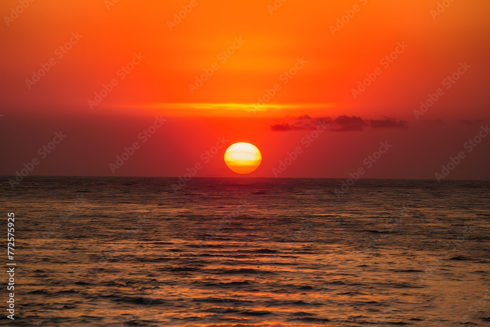 Sinais crazy sunset over Red Sea offers breathtaking views