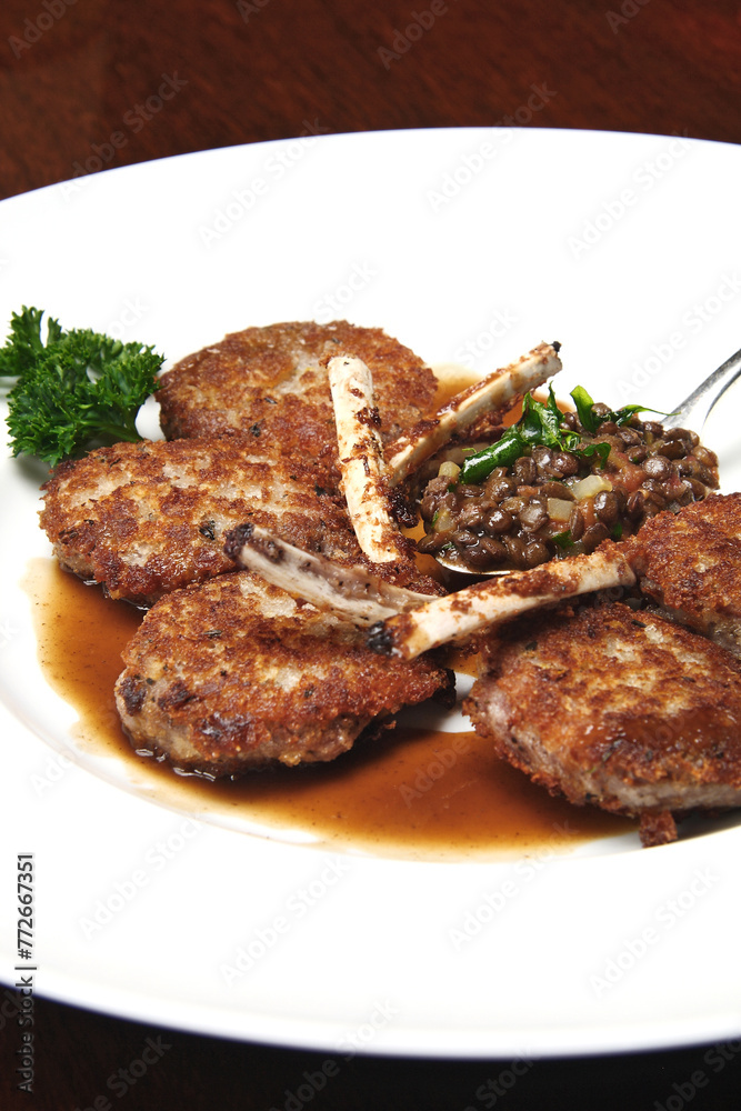 Lamb chop with bread and lentil crust