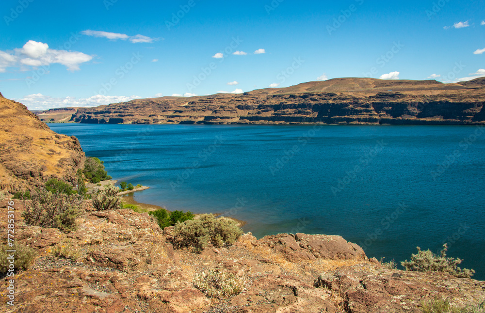 Columbia River at Ginkgo Petrified Forest State Park in Washington State