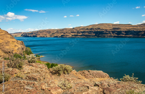 Columbia River at Ginkgo Petrified Forest State Park in Washington State