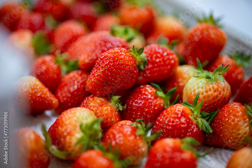 Super fresh strawberries from the garden