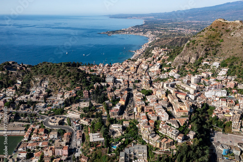 Fototapeta Naklejka Na Ścianę i Meble -  The hilltop town of Taormina, Sicily