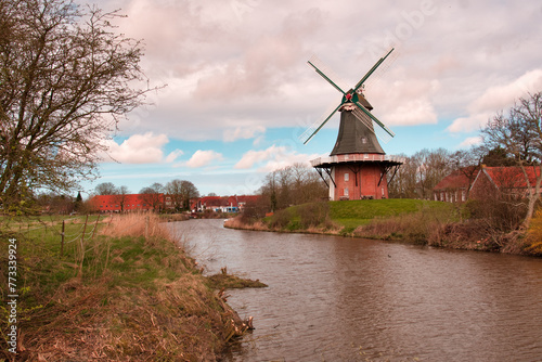 Windmühle in Greetsiel, Ostfriesland, Niedersachsen