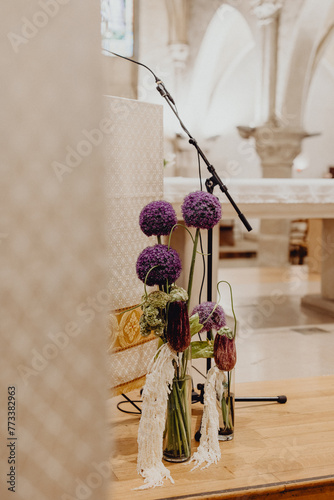 Décoration florale pour la cérémonie religieuse