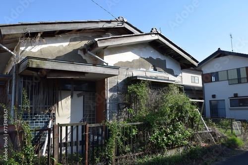 空き家になった日本の住宅 © FRANK
