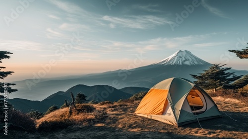 Tent with a view of fuji mountain © JH45