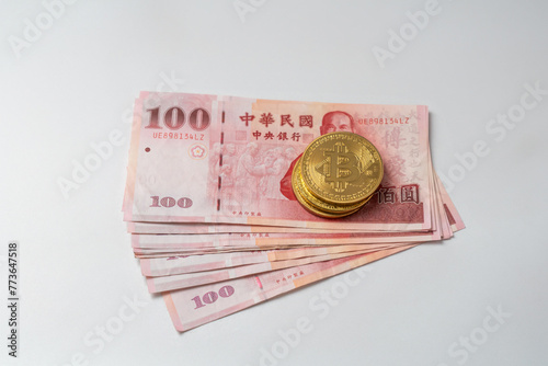 Taiwanese dollar banknote photo
