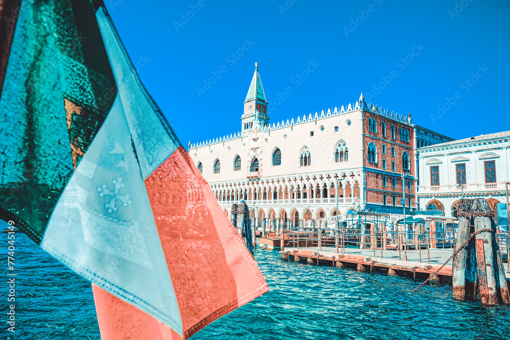 Venice-amazing, unique and beautiful place on earth. - obrazy, fototapety, plakaty 