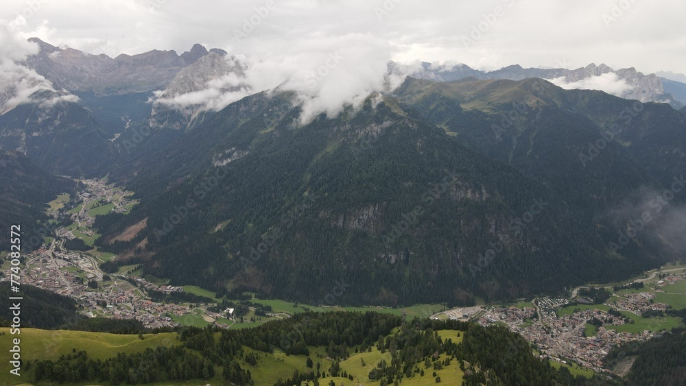Naklejka premium Aerial view of natural rocky scenery near the Dolomites Mountains in Italy