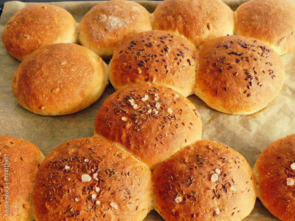 Buns with seeds