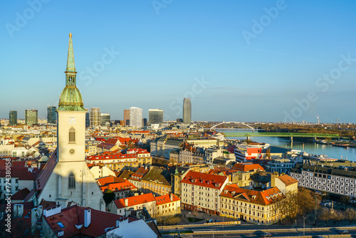 Canvas Print Bratislava panorama on a sunny day, the skyline of Bratislava as seen from Brati