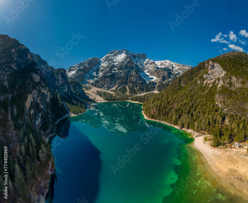 Fototapeta Naklejka Na Ścianę i Meble -  Lake Braies in Dolomite Alps