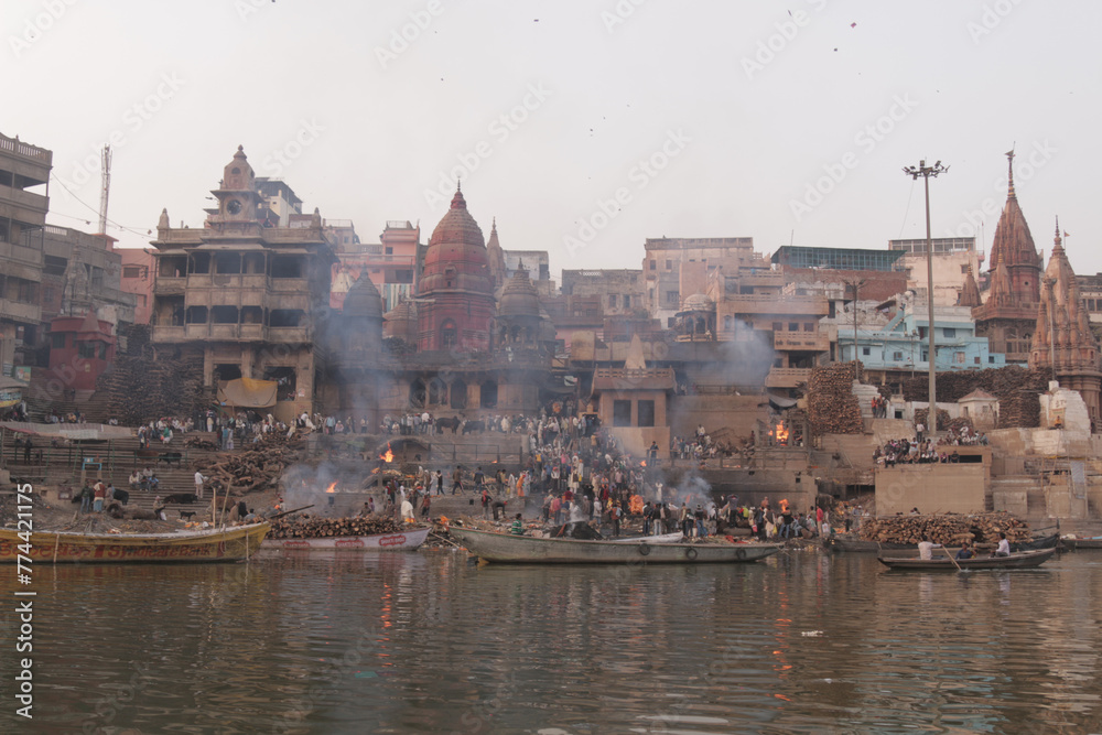 Fototapeta premium Varanasi Ganges Ghats Temples India Sacred Hinduism Pilgrimage Rituals Boat Sunrise Sunset Reflection Spiritual Culture Heritage Tourism Iconic Scenic Views River Asia