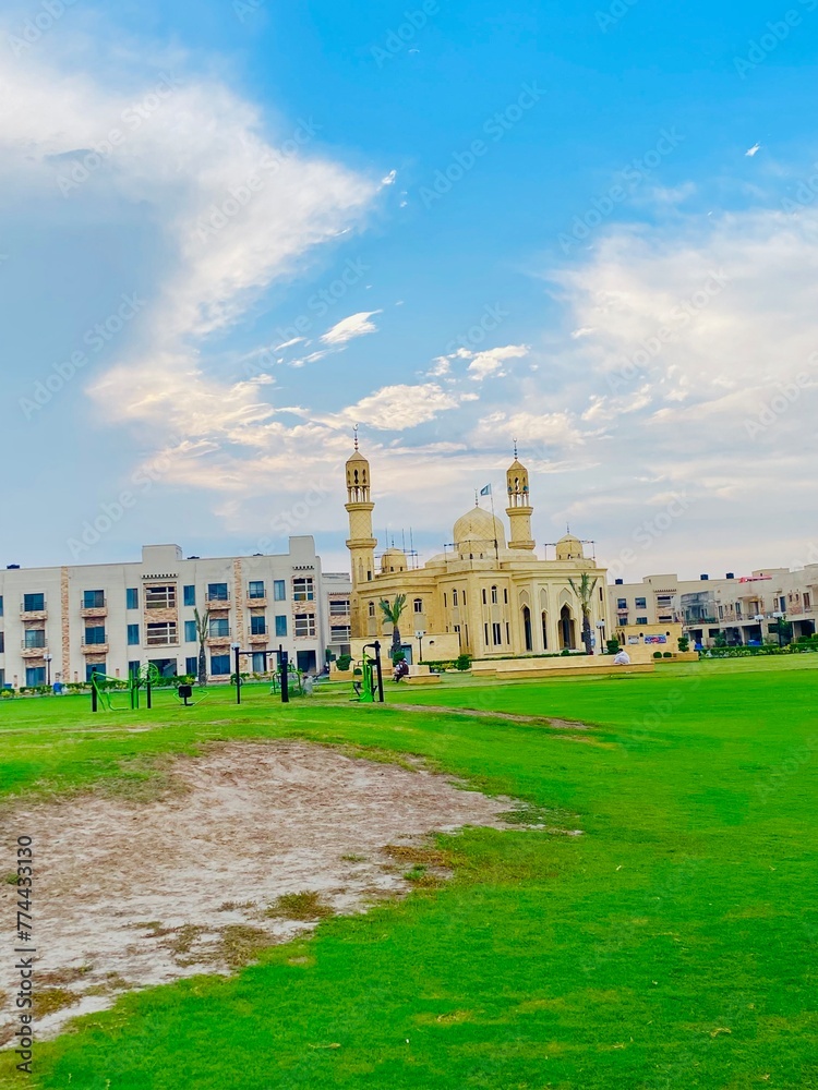 Fototapeta premium view of the palace