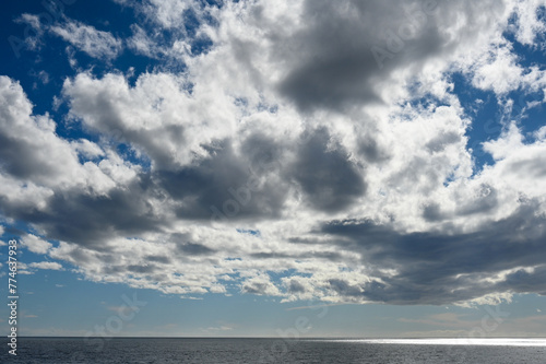 ciel nuage soleil climat environnement carbone ozone 