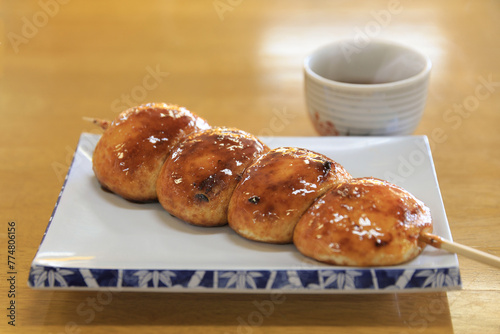 群馬県の郷土料理「焼きまんじゅう」